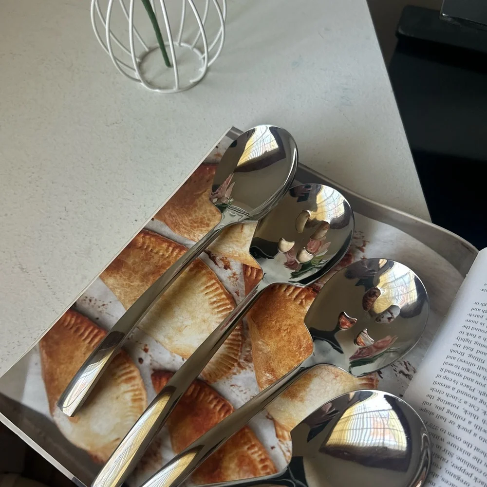 4 pcs new Elegant Silver Spoon Set